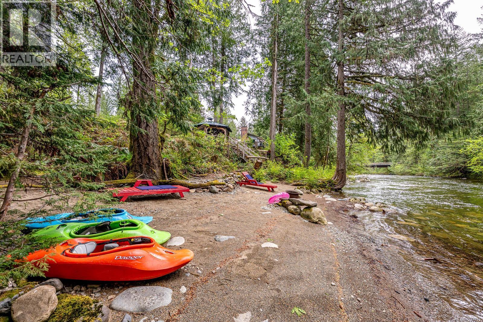 4010 FORBIDDEN PLATEAU Rd, Courtenay