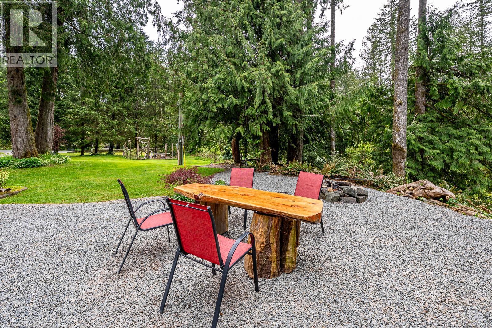 4010 FORBIDDEN PLATEAU Rd, Courtenay
