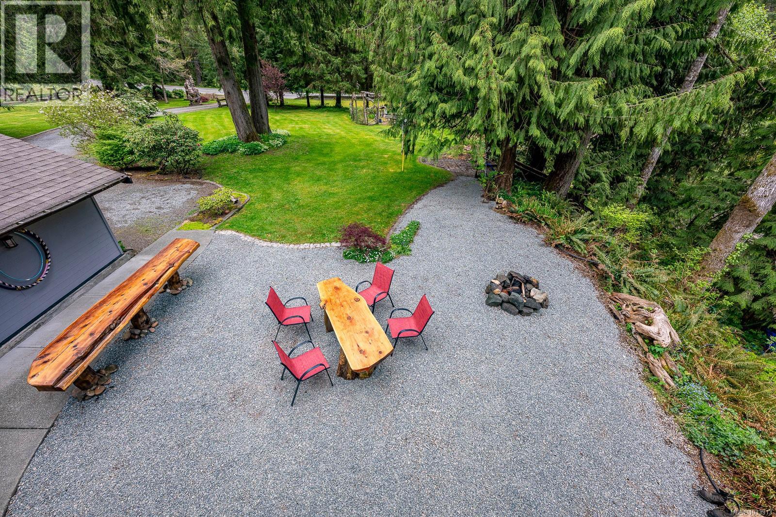 4010 FORBIDDEN PLATEAU Rd, Courtenay