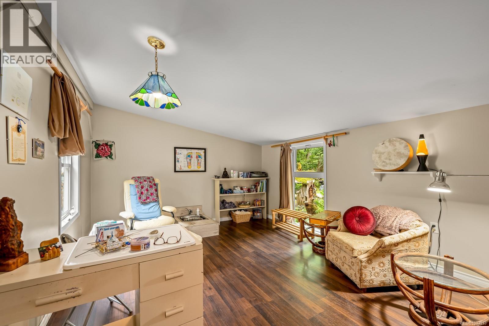 4010 FORBIDDEN PLATEAU Rd, Courtenay