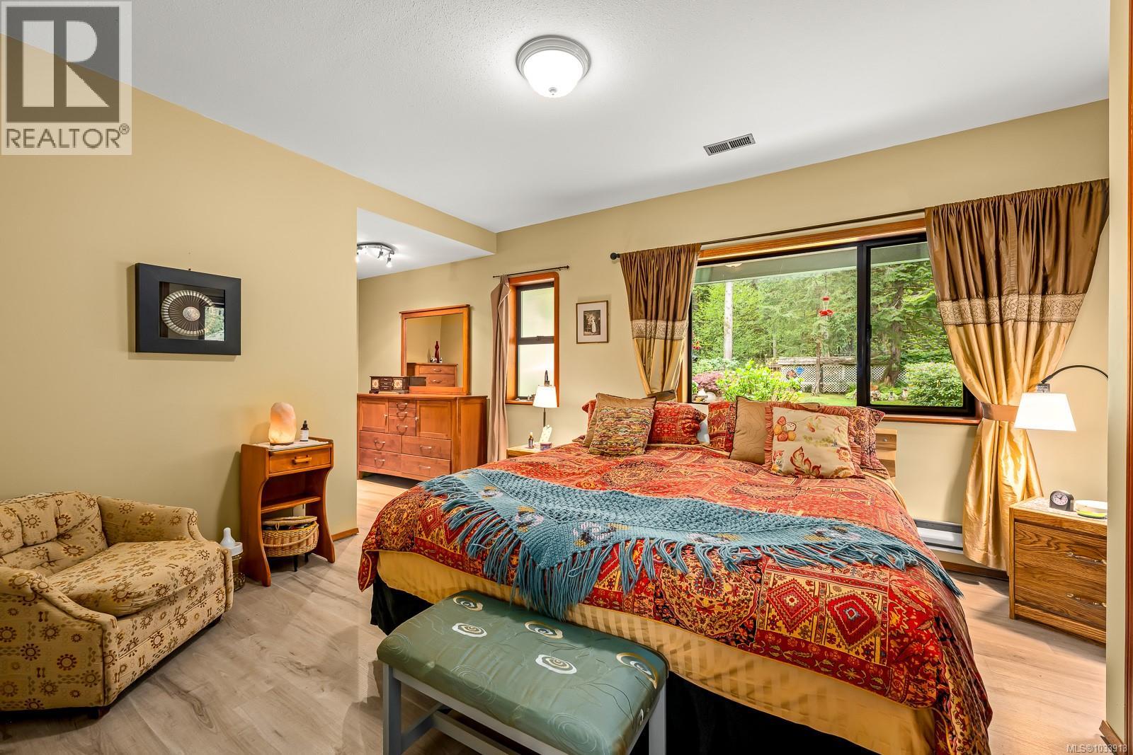 4010 FORBIDDEN PLATEAU Rd, Courtenay