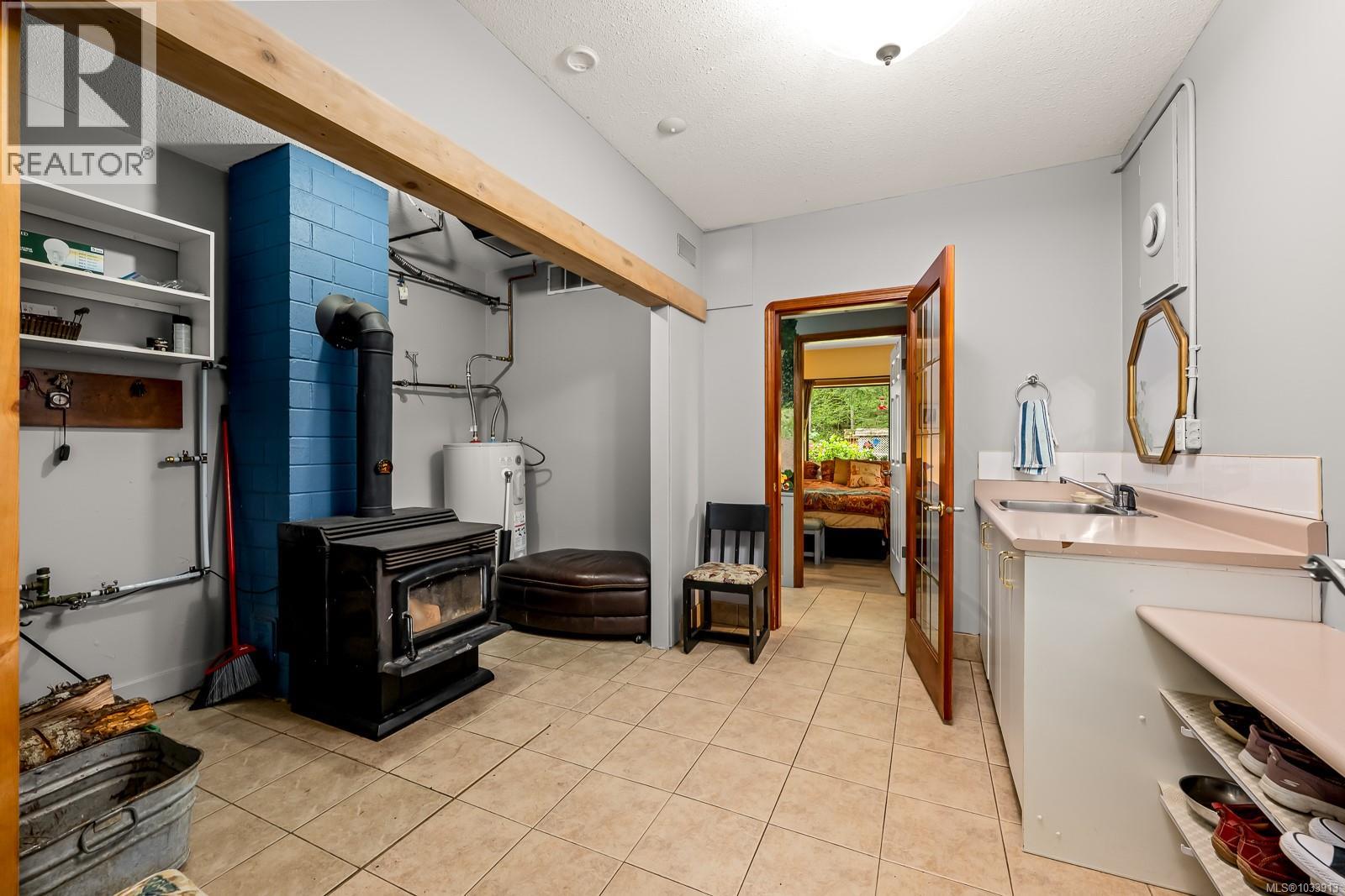 4010 FORBIDDEN PLATEAU Rd, Courtenay