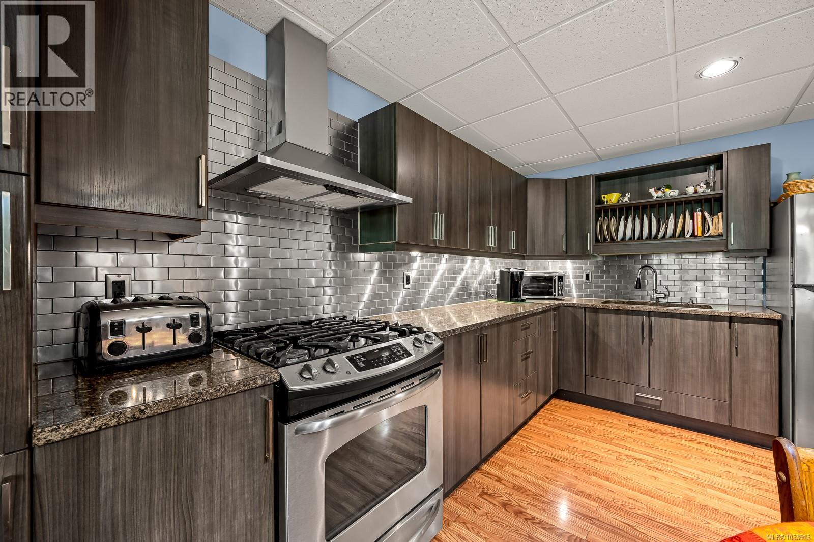 4010 FORBIDDEN PLATEAU Rd, Courtenay