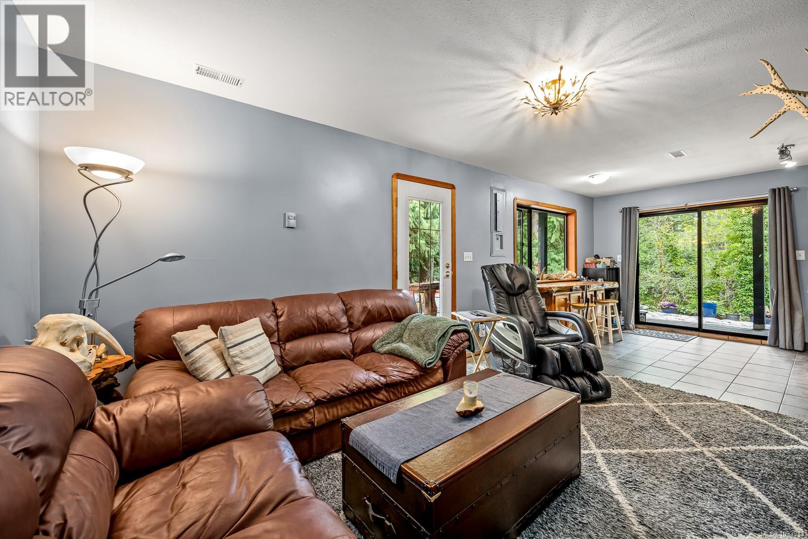 4010 FORBIDDEN PLATEAU Rd, Courtenay