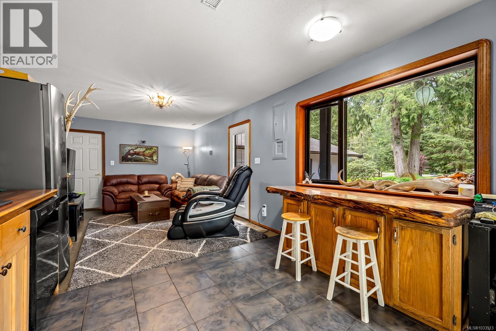 4010 FORBIDDEN PLATEAU Rd, Courtenay