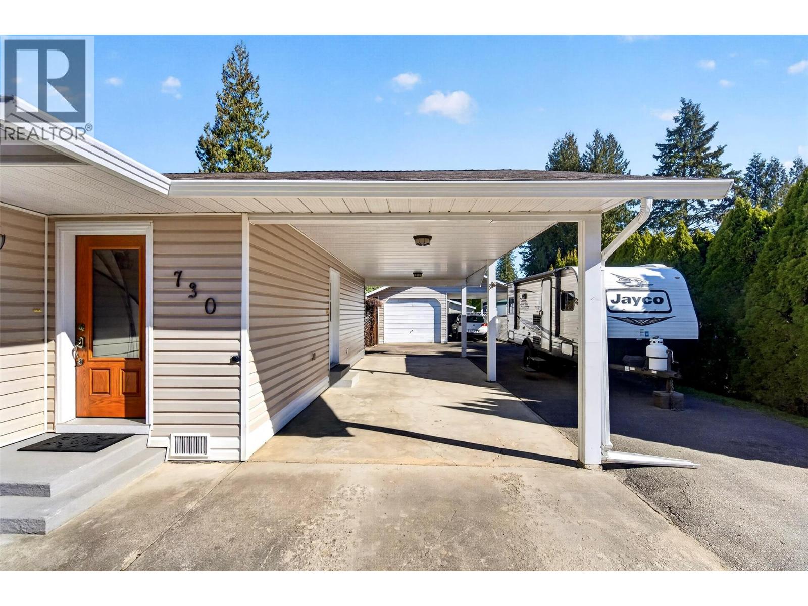  730 Parksville Street, Sicamous