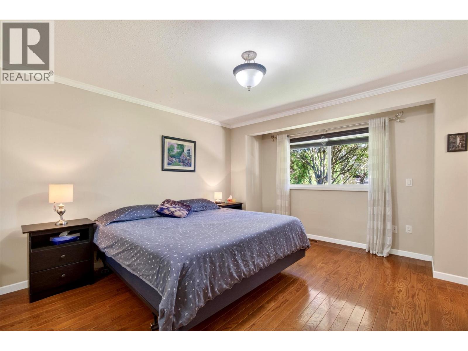  730 Parksville Street, Sicamous