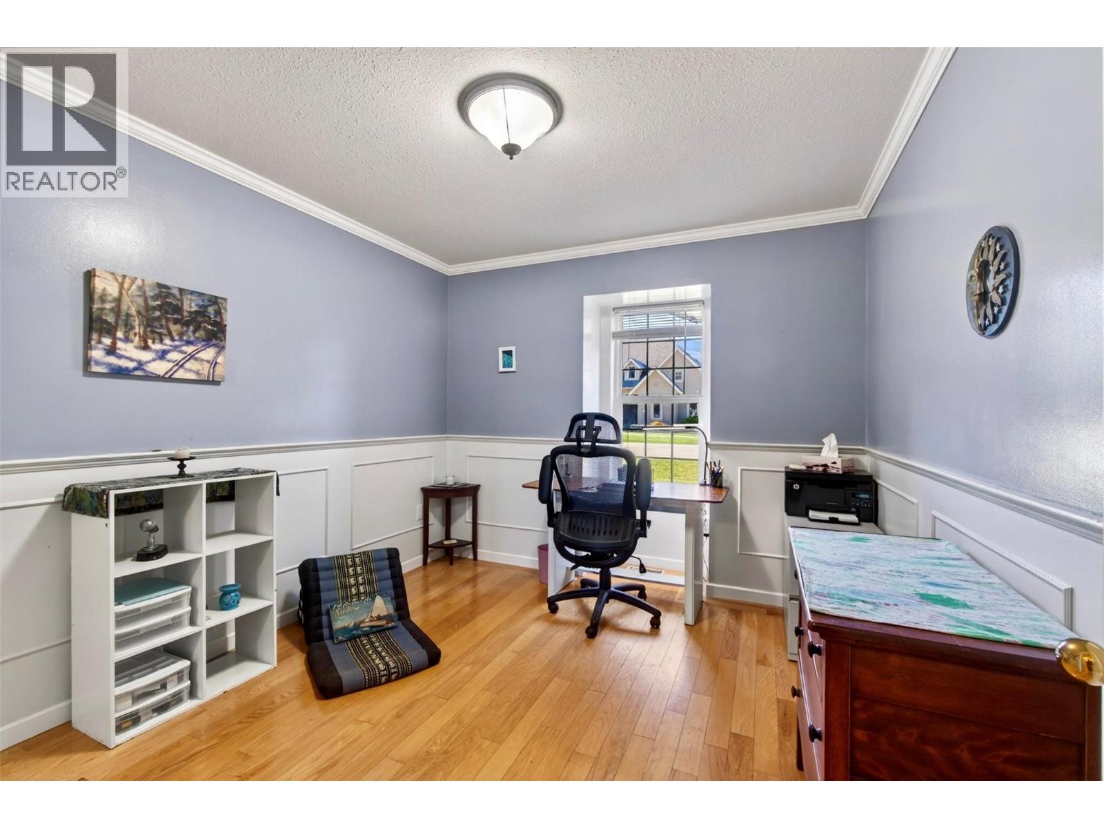  730 Parksville Street, Sicamous