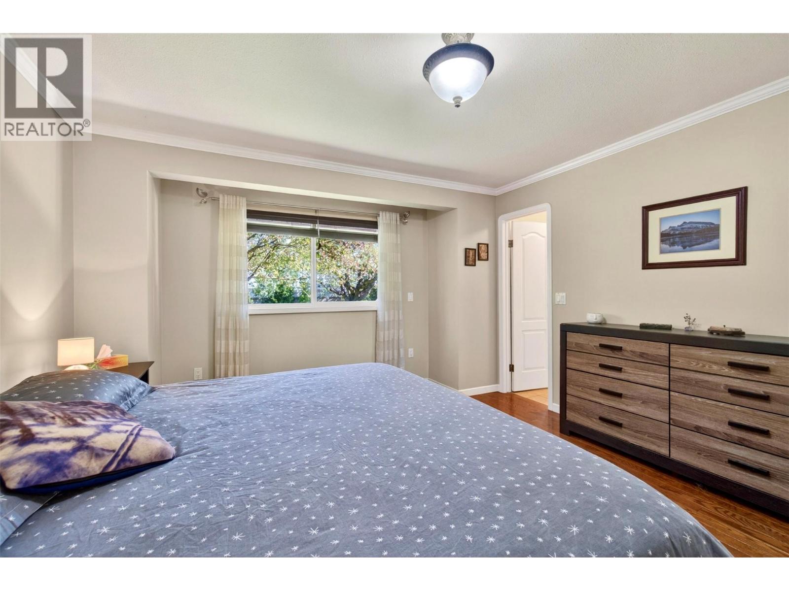  730 Parksville Street, Sicamous