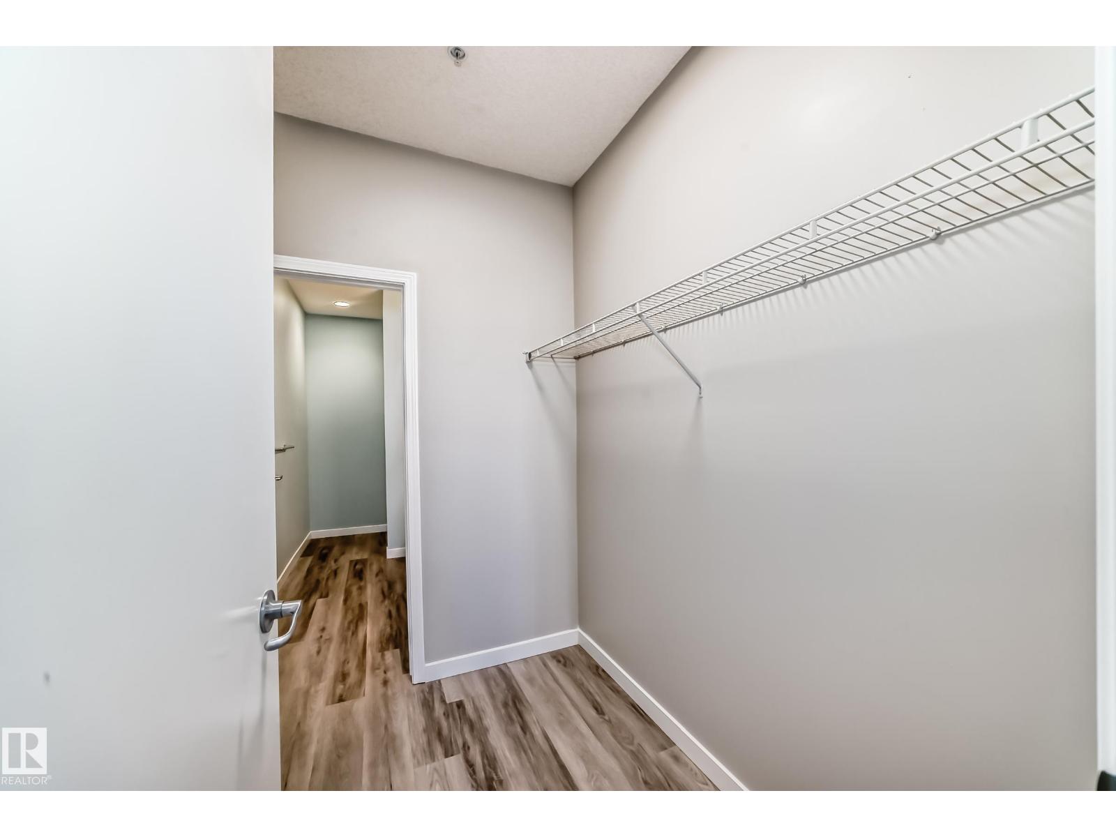 #105 4316 139 AV NW, Edmonton