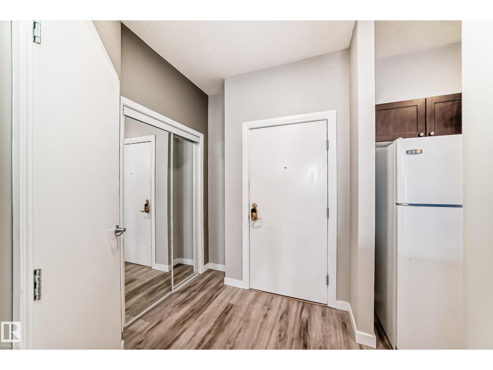 #105 4316 139 AV NW, Edmonton