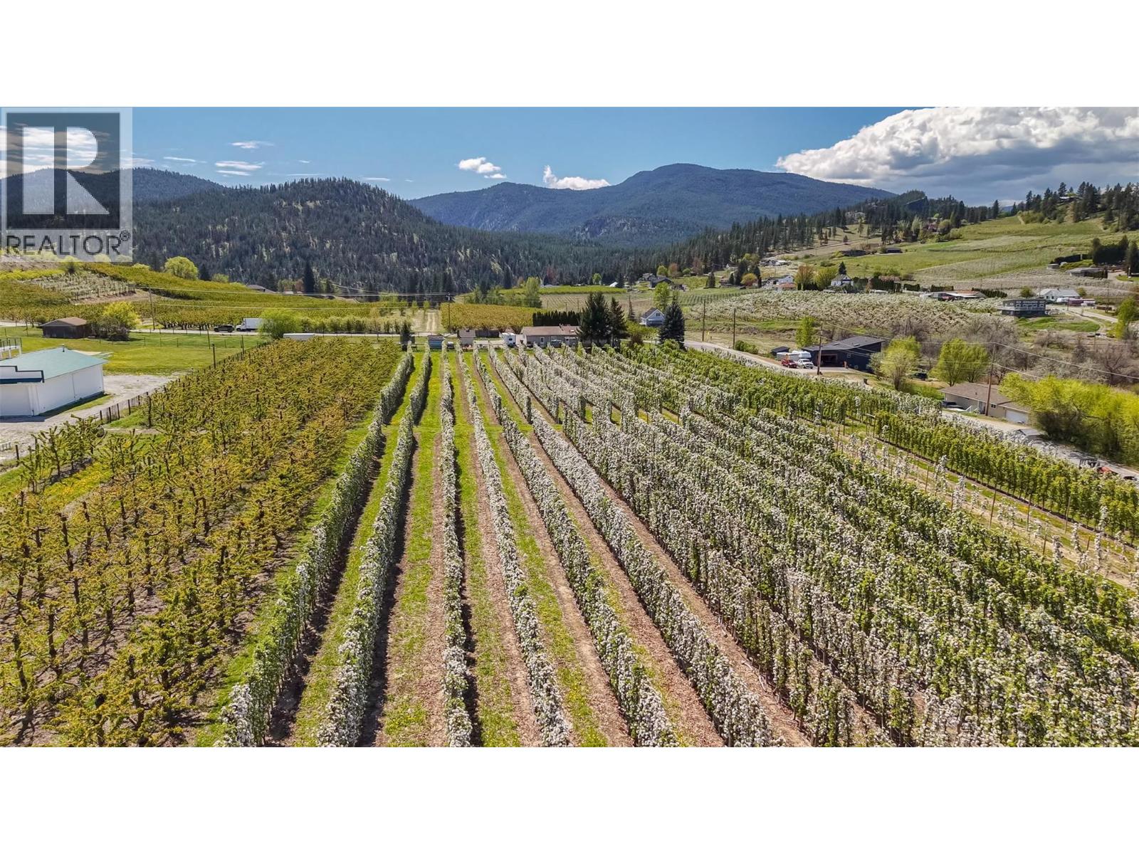 5803 Lewes Avenue, Summerland