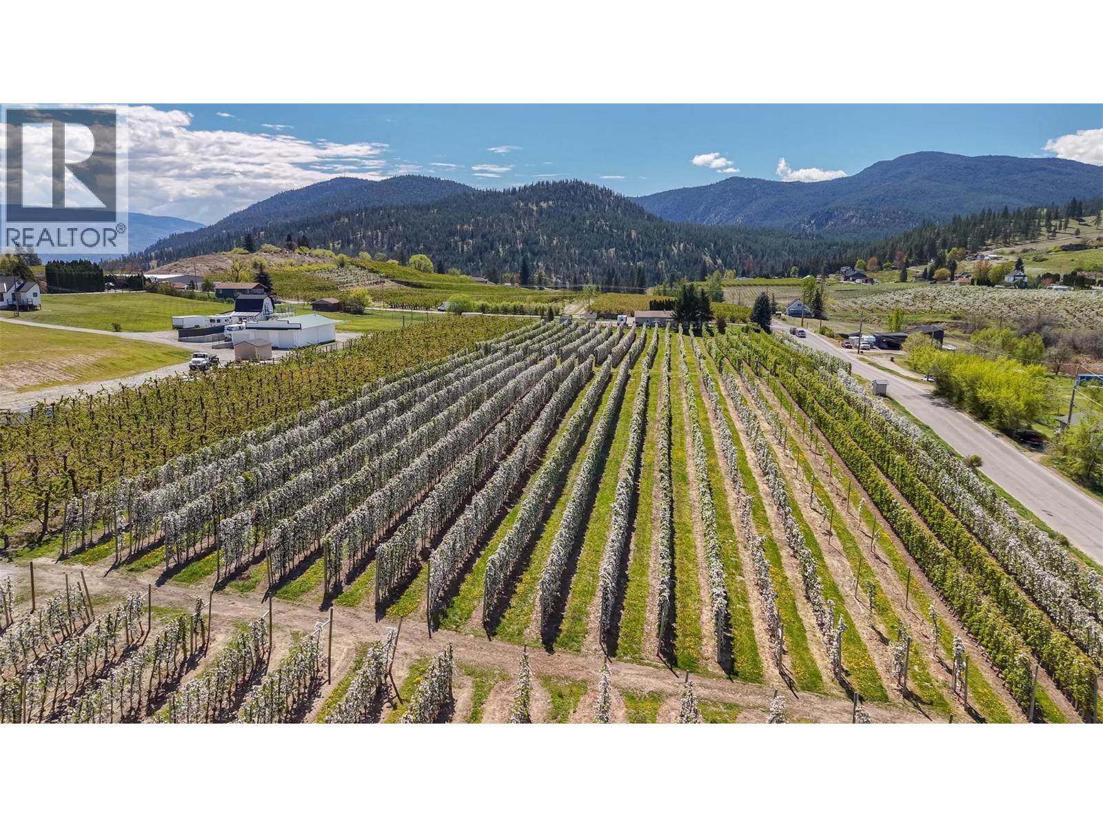 5803 Lewes Avenue, Summerland