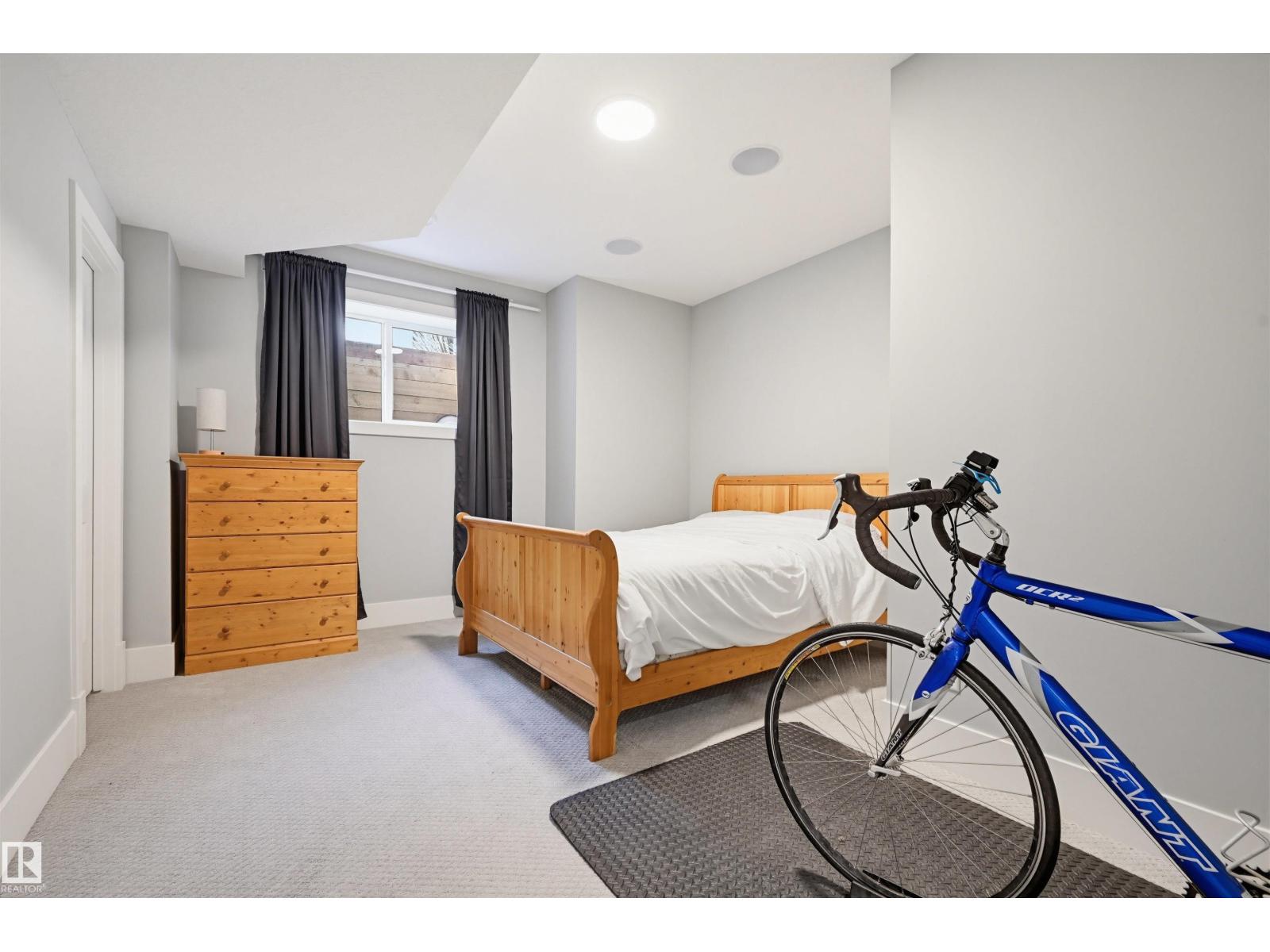 9005 144 ST NW, Edmonton