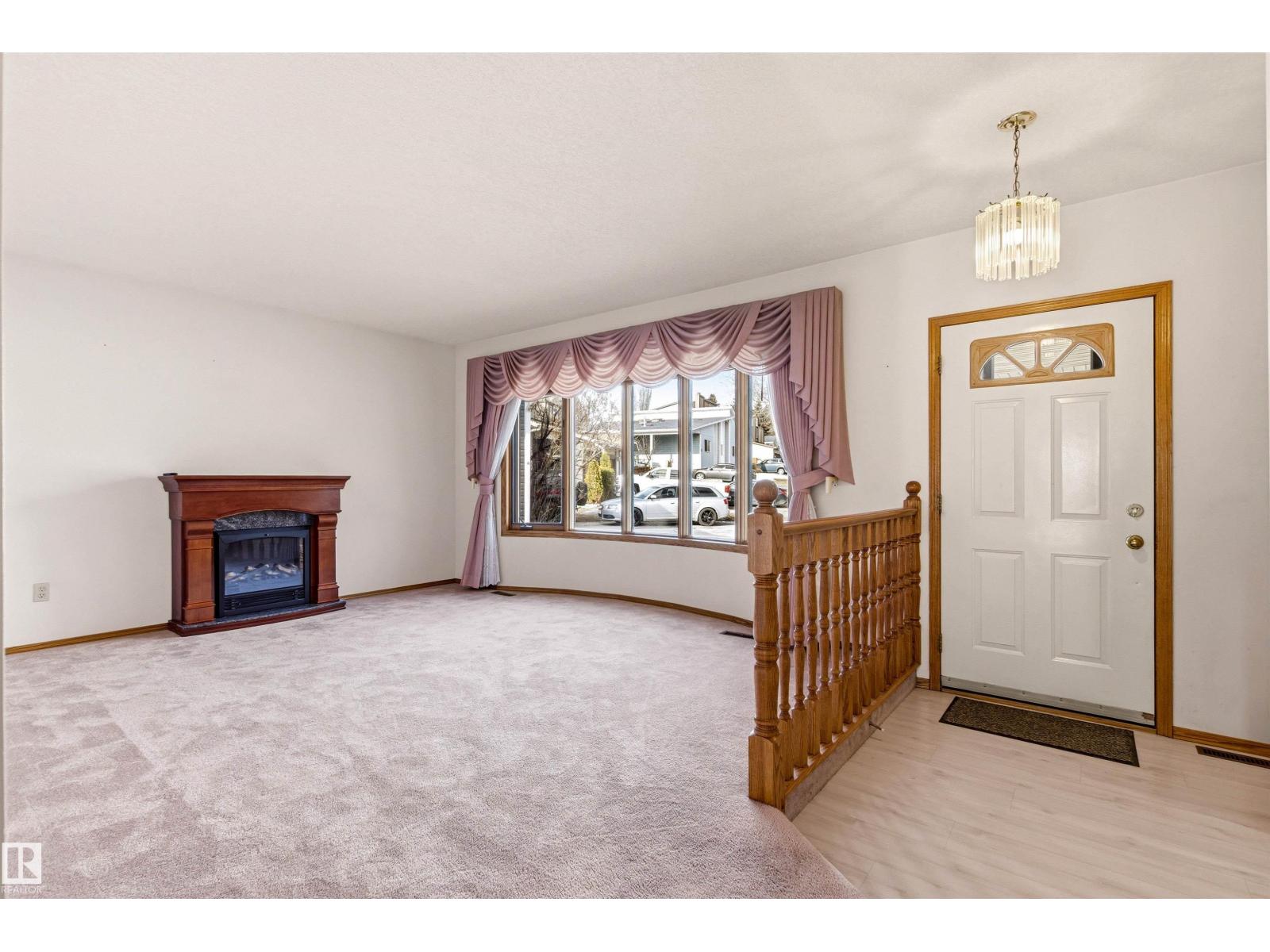 19 LOUISBOURG PL, St. Albert