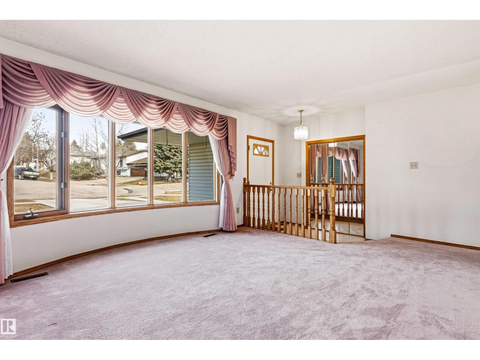 19 LOUISBOURG PL, St. Albert