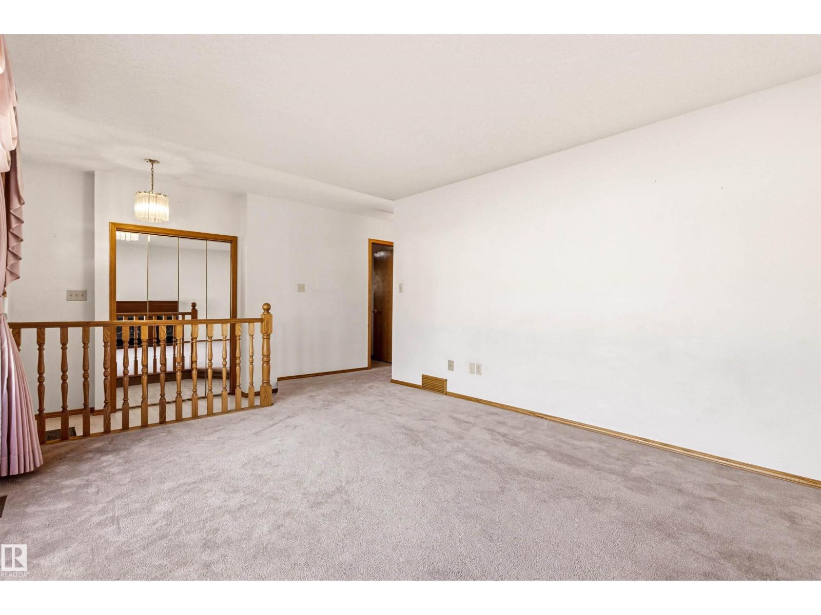 19 LOUISBOURG PL, St. Albert