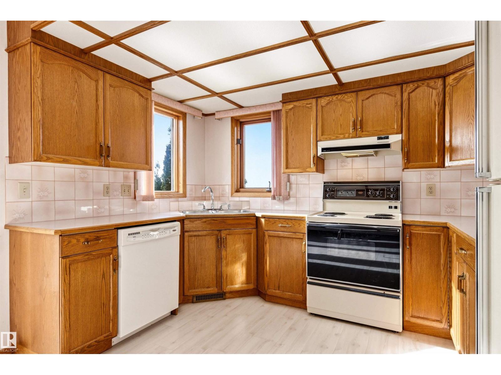 19 LOUISBOURG PL, St. Albert