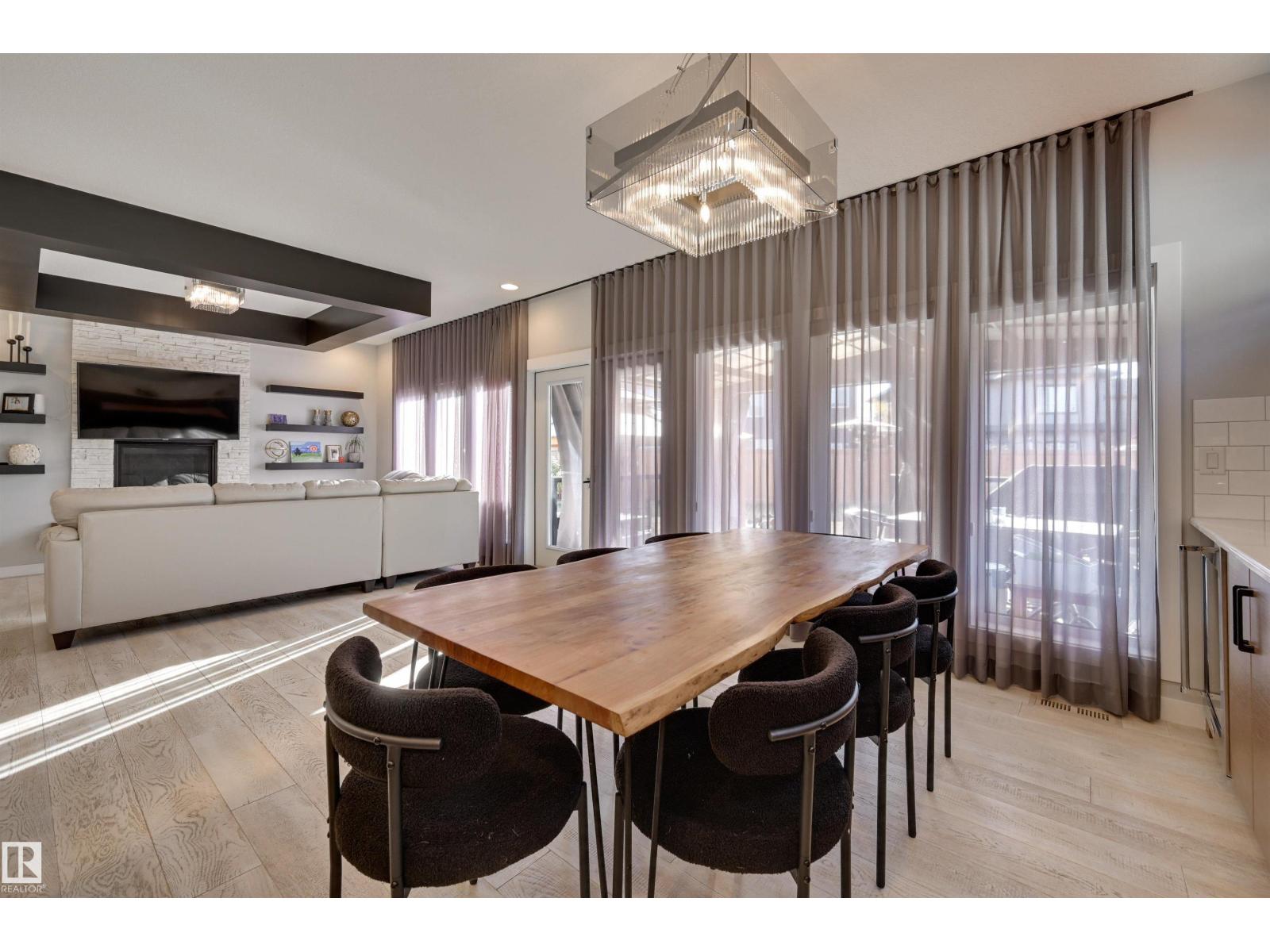 550 EAGLESON WD NW, Edmonton