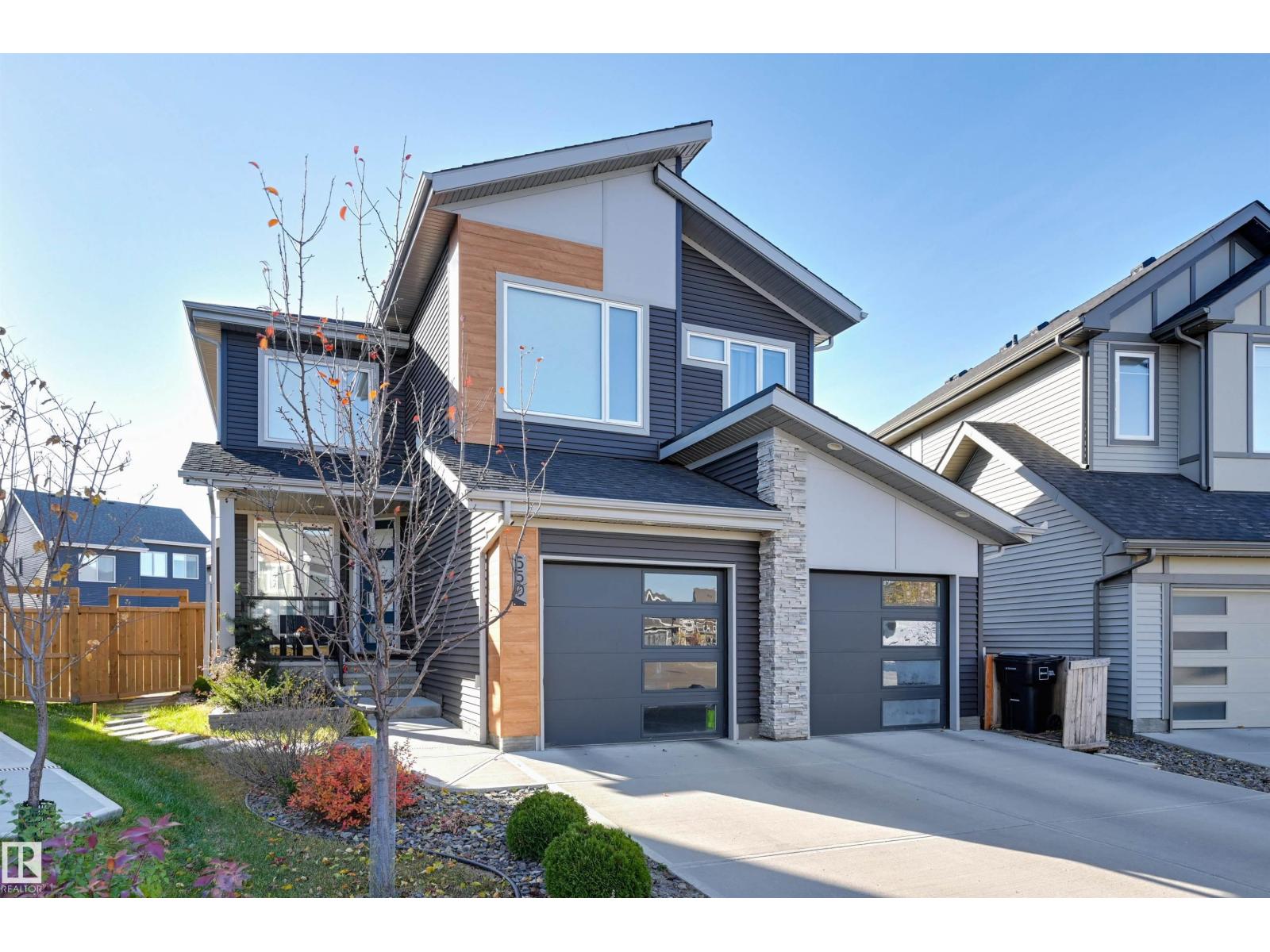 550 EAGLESON WD NW, Edmonton