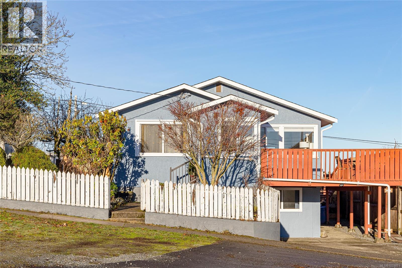 320 Buller St - 52