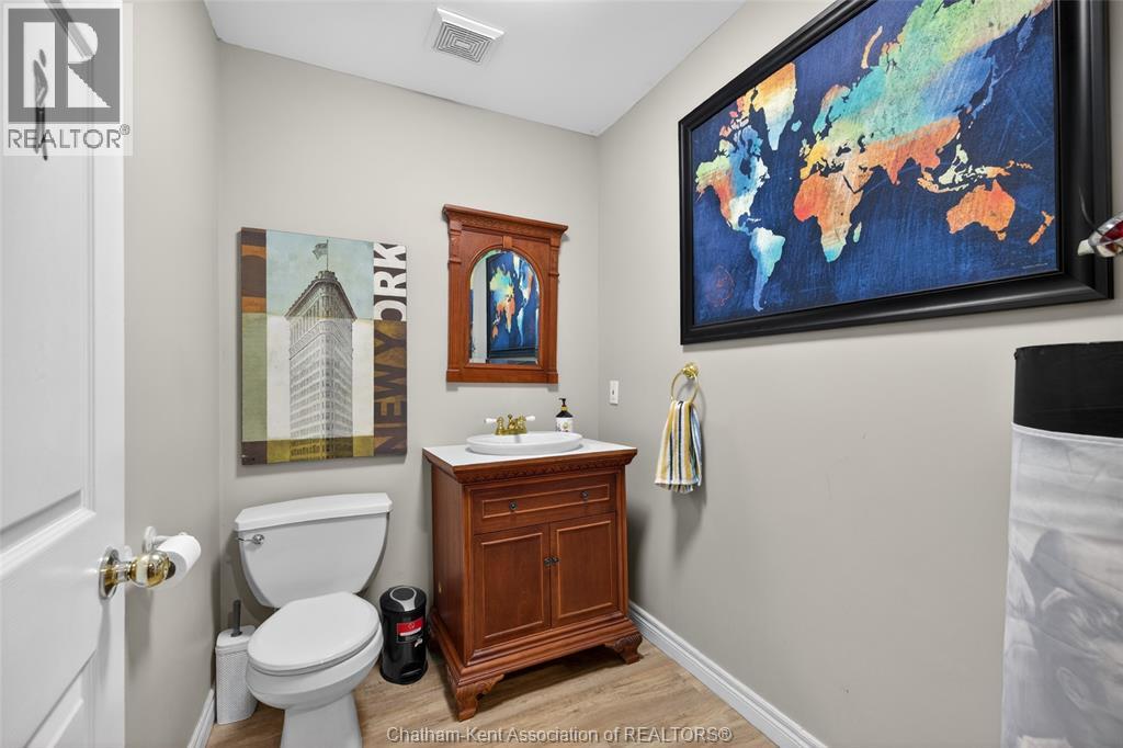 425 Park AVENUE — photo 38