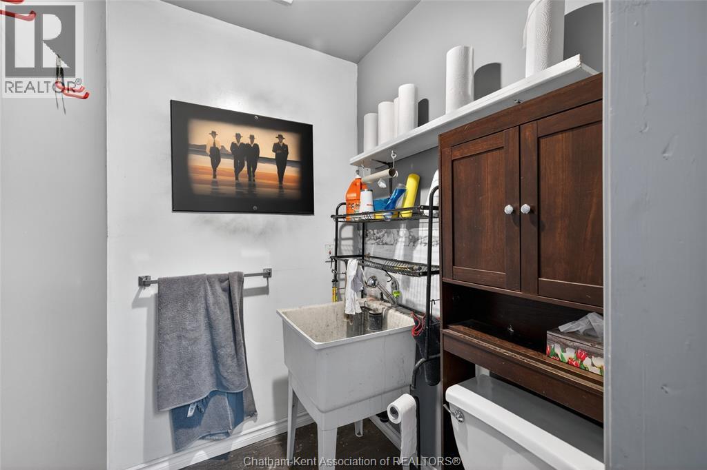 425 Park AVENUE — photo 40