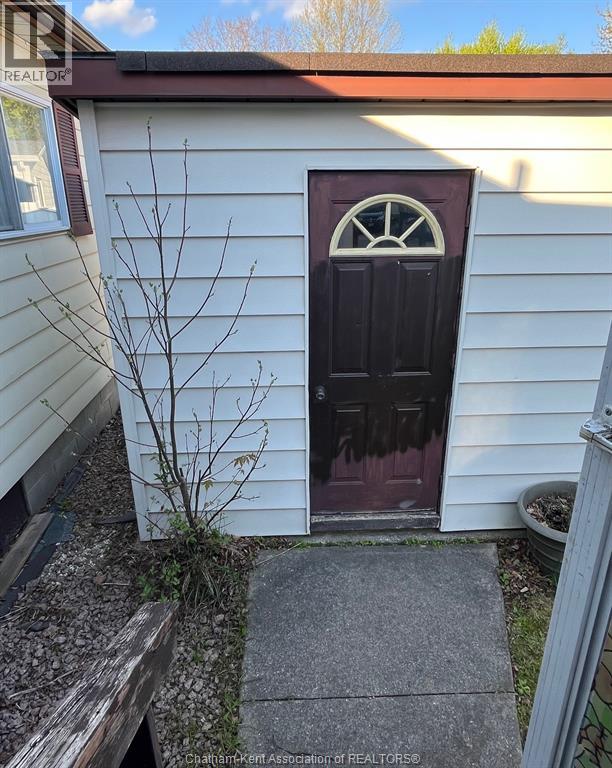 7 James COURT - 23