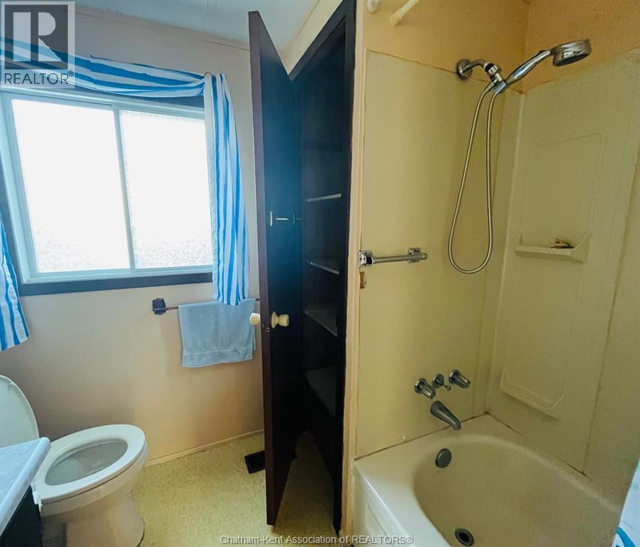 7 James COURT - 26