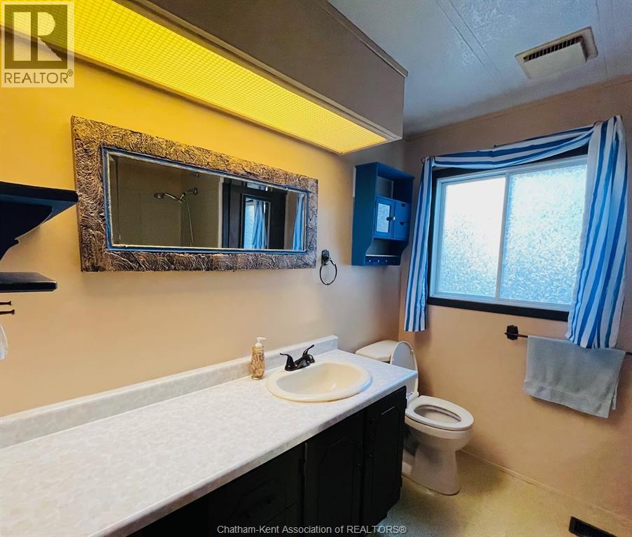 7 James COURT - 27