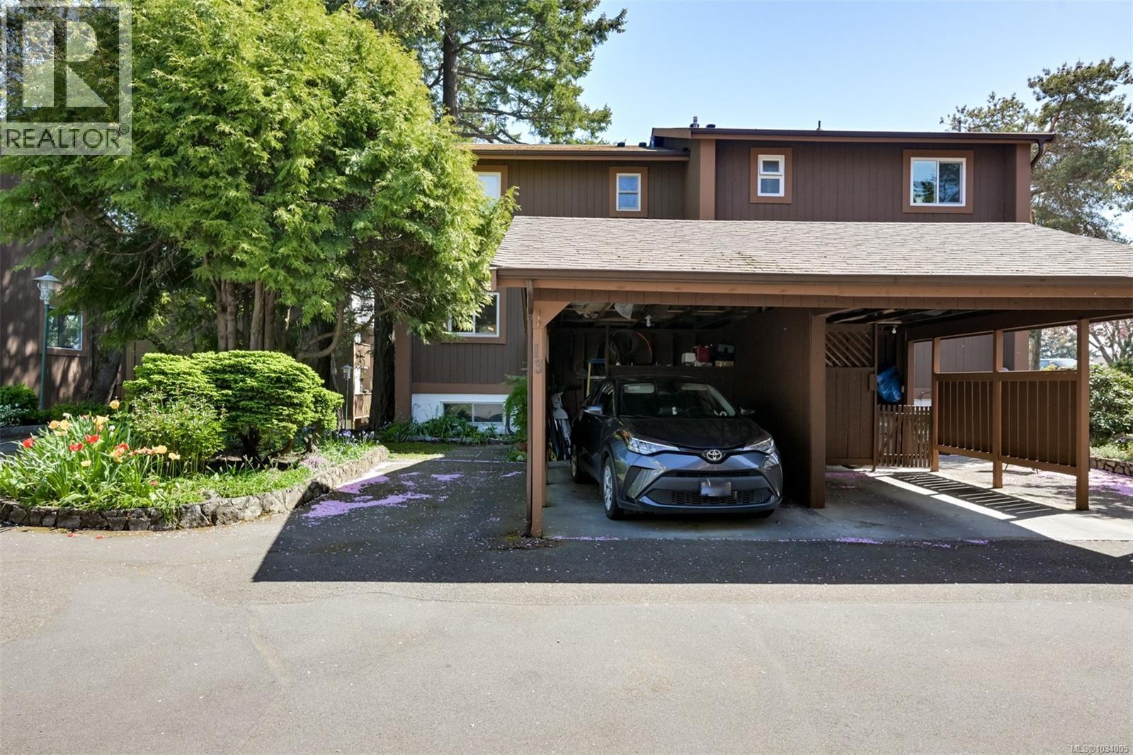 13 933 Admirals Rd, Esquimalt