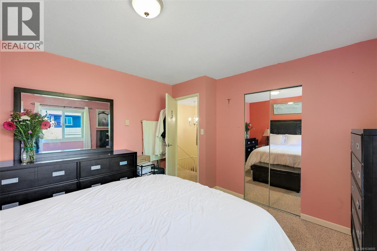 #13 933 Admirals Rd - 46