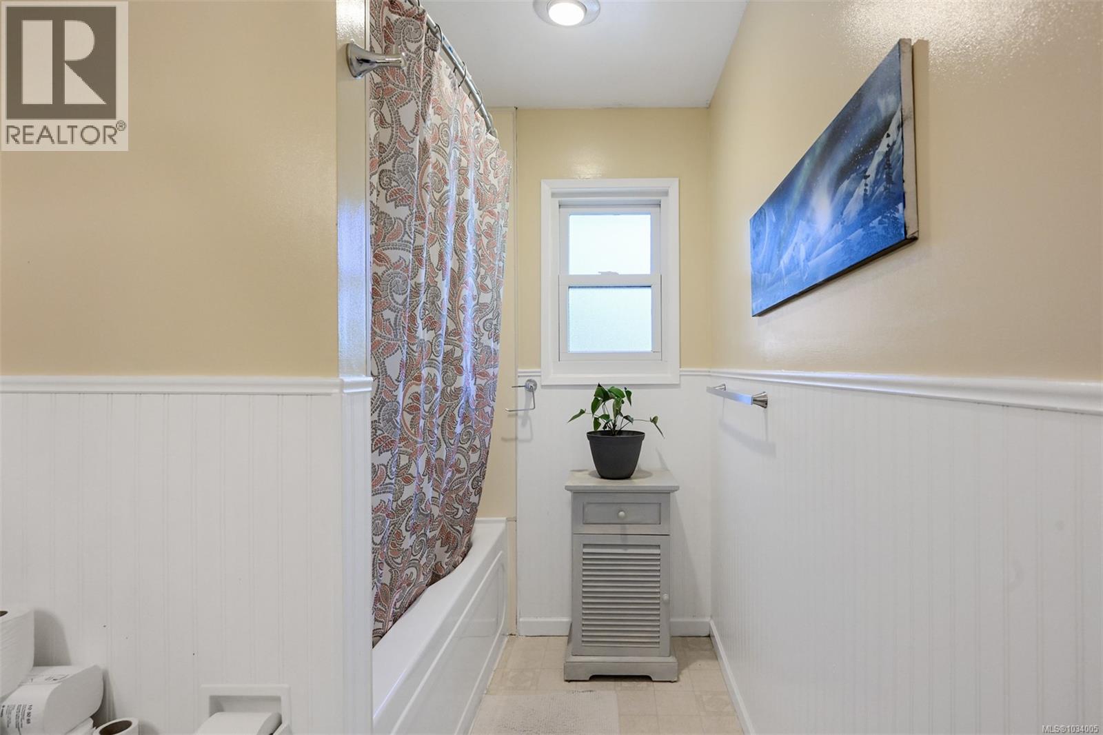 #13 933 Admirals Rd - 49