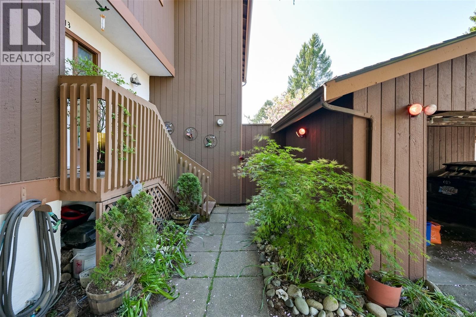 13 933 Admirals Rd, Esquimalt