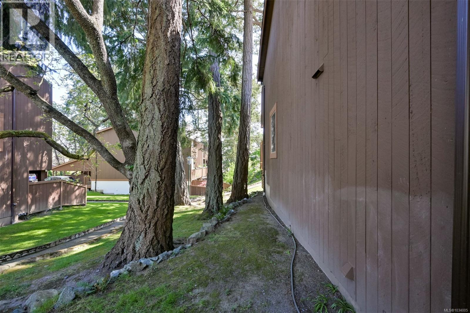13 933 Admirals Rd, Esquimalt