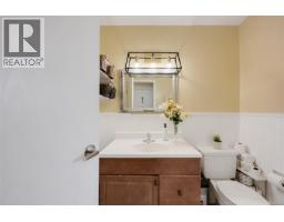 13 933 Admirals Rd, Esquimalt, BC V9A2P1 Photo 48