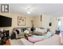 Kitchen - 13 933 Admirals Rd, Esquimalt, BC V9A2P1 Photo 9