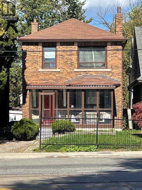 Listing photo of 2680 LAKE SHORE BOULEVARD W