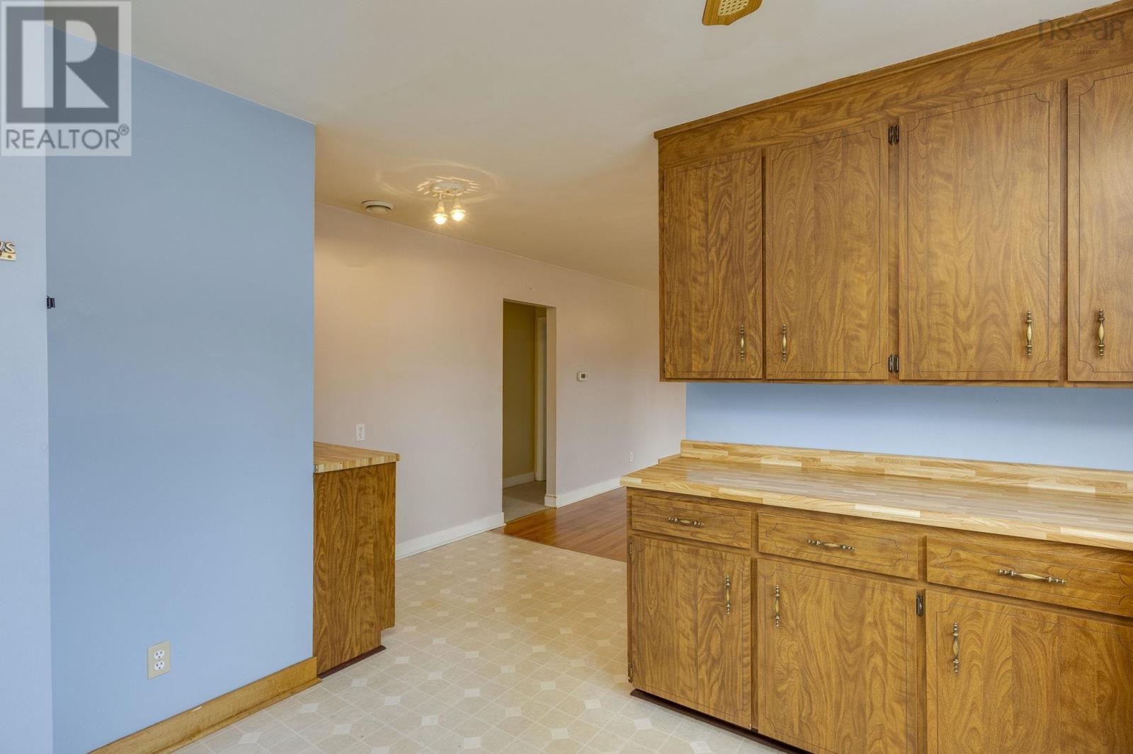 Property 14 of 40 of 997 Argus Drive