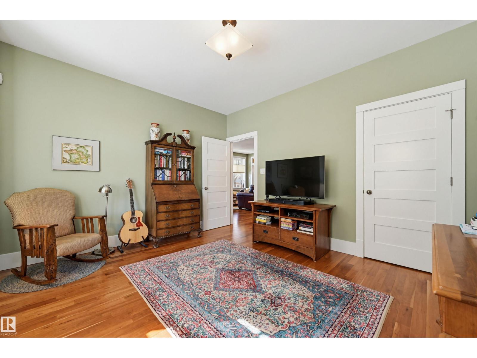 14504 MACKENZIE DR NW, Edmonton