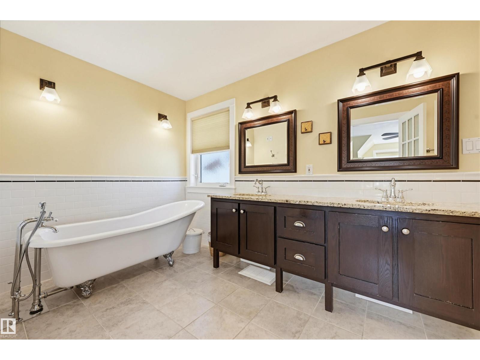 14504 MACKENZIE DR NW, Edmonton