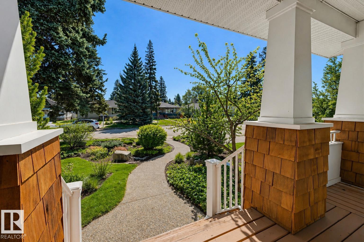 14504 MACKENZIE DR NW, Edmonton
