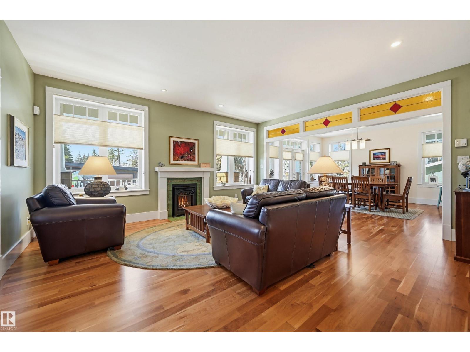 14504 MACKENZIE DR NW, Edmonton