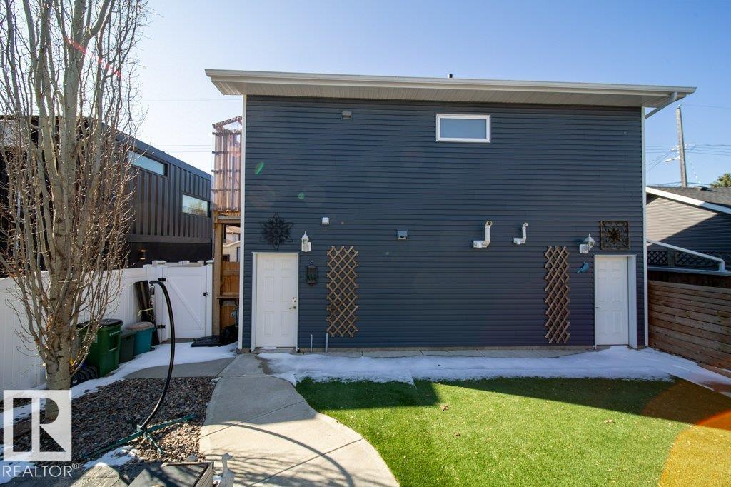 8731 85 AV NW, Edmonton