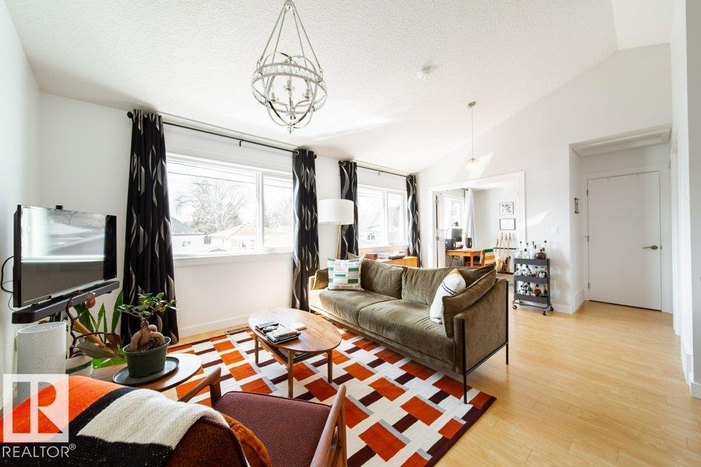 8731 85 AV NW, Edmonton