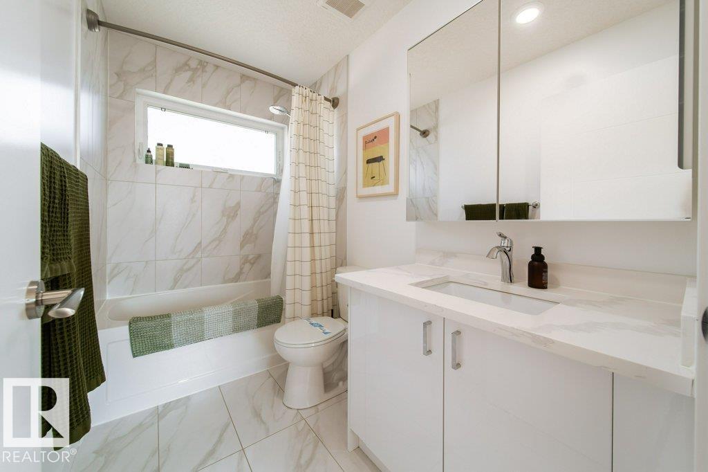 8731 85 AV NW, Edmonton