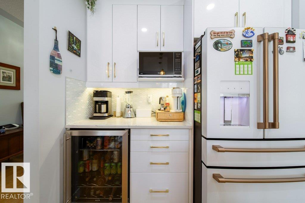 8731 85 AV NW, Edmonton