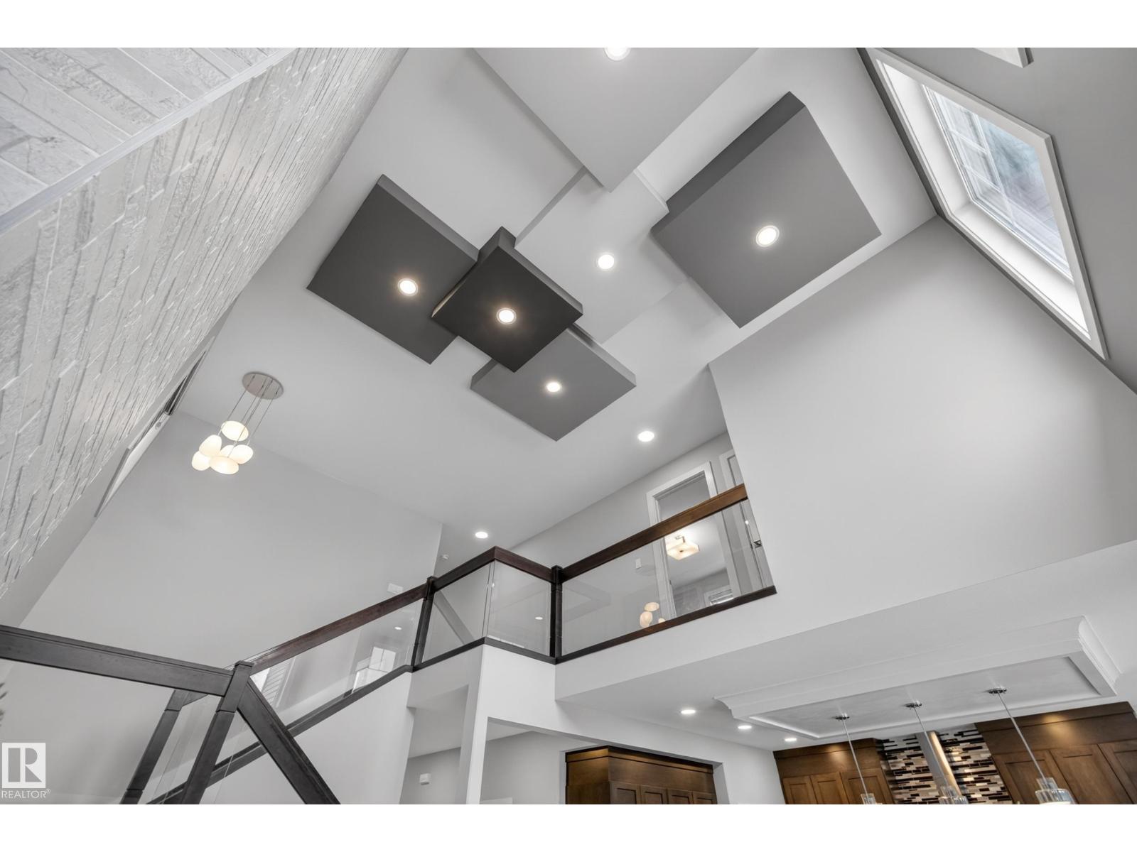 1468 Enright LD NW, Edmonton