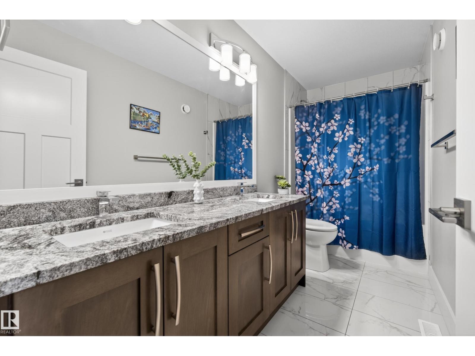 1468 Enright LD NW, Edmonton