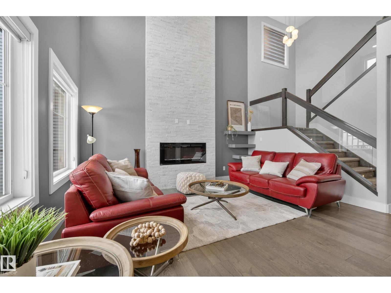 1468 Enright LD NW, Edmonton